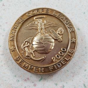 USMC Challenge Coin 2000 Uncommon Valor was a Common Virtue Iwo Jima UNPolished